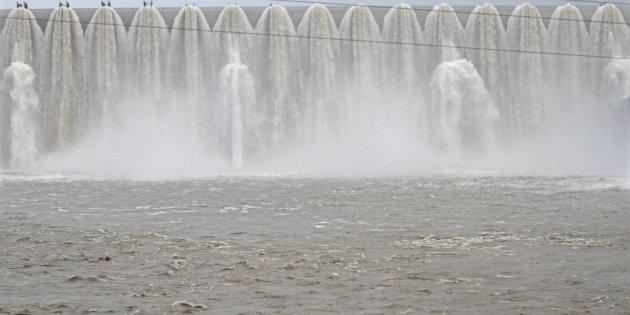 Modi Inaugurates World's Second Biggest Dam On His Birthday